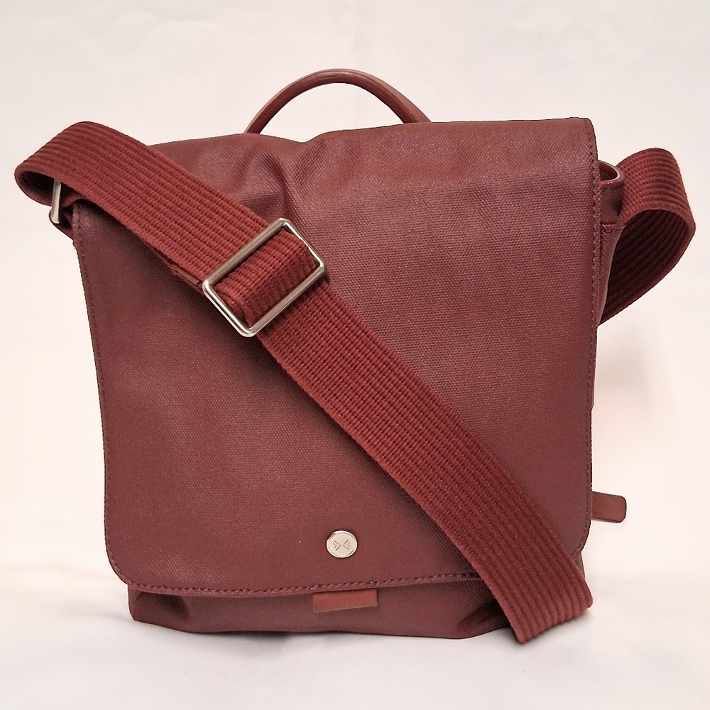Skagen Burgundy Messenger Crossbody Bag